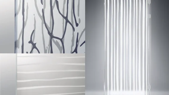 Плюсове и минуси на стъклените врати за баня